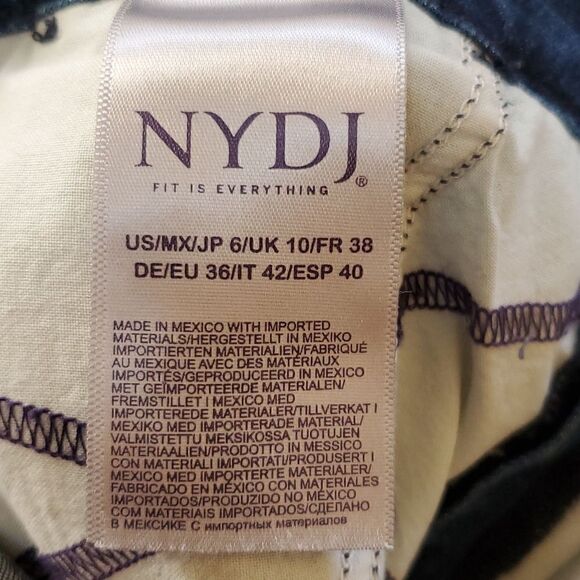 NYDJ Jean Bermuda Shorts - Size 6 - Picture 6 of 7
